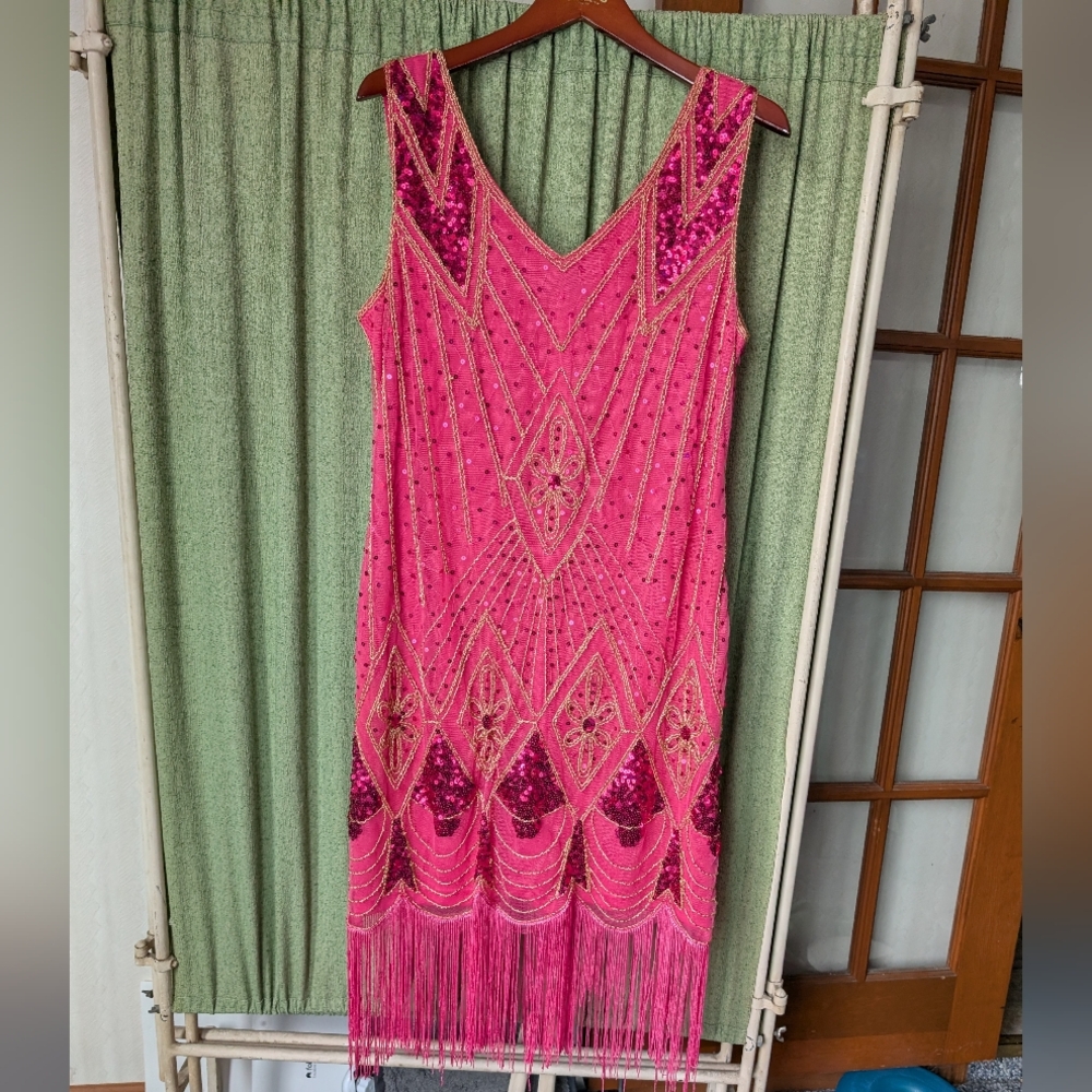Pretty Guide Pink Beaded Flapper Dress